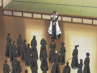 Kenpachi and his division learn of Ichinose's location.