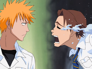 Keigo cries to Ichigo.