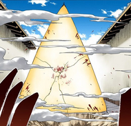 Orihime uses Santen Kesshun against the Shinigami bombs.