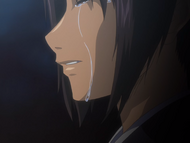 Hinamori cries while recalling the contents of Aizen's letter.