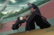 Izuru moves to attack Kibune directly.