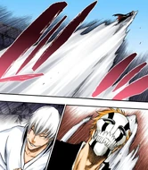Gin watches as Ichigo emerges from Butō: Renjin with his Hollow mask donned.