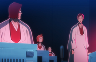 Akon and the other technicians lose contact with Ichigo in the Garganta.
