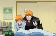 Ichigo discovers Nozomi on his bed.