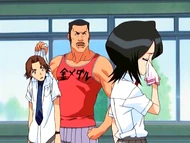 Kagine wrzeszczy na uczniów