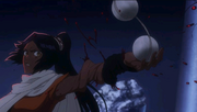 Yoruichi sufre el ataque de Pernida