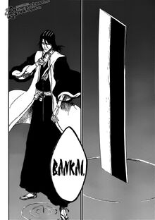 Byakuya activando su bankai