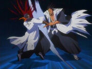 Kenpachi golpea a Tousen