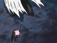 Yachiru bows to Ichinose as Kenpachi leaves.