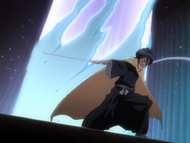 Rukia targets Aaroniero with Some no mai, Tsukishiro.