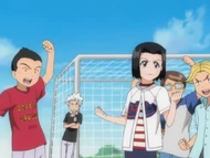 Karin and her friends celebrate Hitsugaya's arrival.