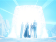 Ichigo and his friends enter the Senkaimon.