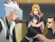 Rangiku and Iba arrest Hinamori on Hitsugaya's orders.