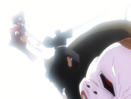 Saidō severs Grand Fisher's right hand, freeing Karin Kurosaki.