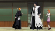 Zaraki tells Ichigo to stay.