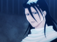 Byakuya reveals Ichigo's abilities in defeating a Menos.