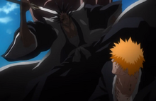 Kenpachi sauvant Ichigo.