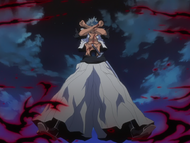 Grimmjow is injured by Ichigo's Getsuga Tenshō.