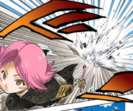 Yachiru rushes ahead in a burst of speed, leaving Orihime in the dust.