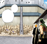 Renji confronts Ichigo's group at the base of the stairs leading up to Senzaikyū.