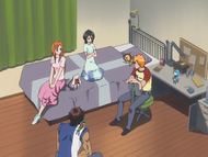 Ichigo and his friends discuss the situation in his room.