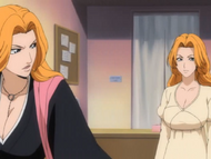 Rangiku leaves her Gigai to investigate the spiritual activity.