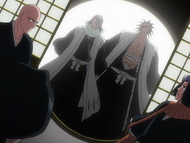 Byakuya and Kenpachi arrive to escort the Strike Force home.