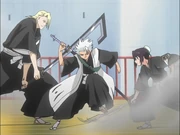 Hitsugaya-arrete-Izuru-et-Hinamori