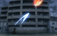 Ichigo fires a Getsuga Tenshō at the fireball.