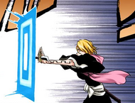 Rangiku using the Tenteikūra to rely the information about stolen Bankai.