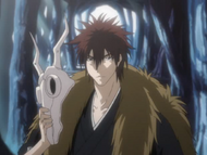Ashido removes his mask to reveal his face to Rukia.