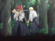 Renji clashes with Izuru as they train.