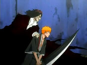 Zangetsu apoya a Ichigo en su combate.