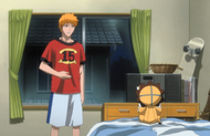 Ichigo asks Kon what is so fascinating.