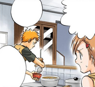 Yuzu berates Ichigo for raiding the leftovers.