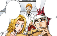 Ichigo watches as Renji and Rangiku inspect Kon.