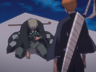 Urahara apologizes to Ichigo.