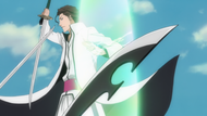 Aizen fends off Hitsugaya and Shunsui.