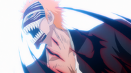 Ichigo summons his Hollow mask.