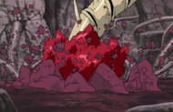 Bau is crushed and killed by Hihiō Zabimaru.