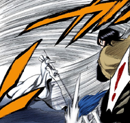 Aaroniero attacks Rukia with Kaien's Shikai, Nejibana.