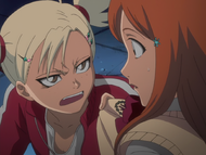 Hiyori tells Orihime that Hachigen Ushōda wants to talk to her.