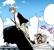 Gin Ichimaru ties up Kenpachi to avoid a confrontation with Byakuya Kuchiki.