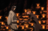 Ichigo pulls himself up with Kokutō's help.