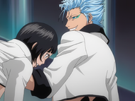 Grimmjow Jaegerjaquez impales Luppi through the chest.