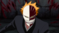 Ichigo dons his Hollow mask.