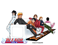 Ichigo and his friends on the color spread cover of Chapter 13.