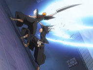 Ichigo defeats Ikkaku with another Getsuga Tenshō.