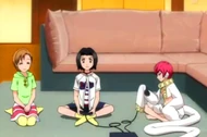 Hebi plays with Karin and Yuzu.
