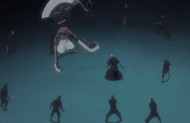Several Keigun interrupt Ikkaku and Hōzukimaru's fight.